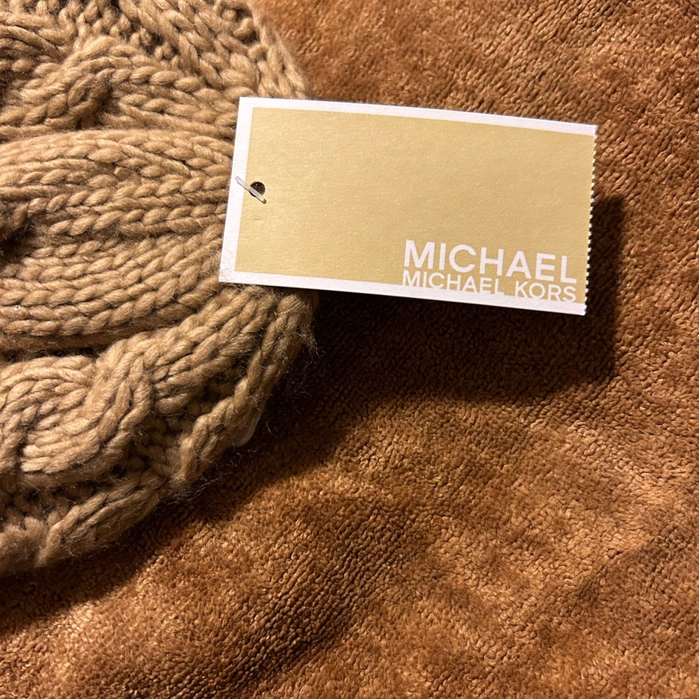 MICHAEL Michael Kors Cap - Picture 3 of 9